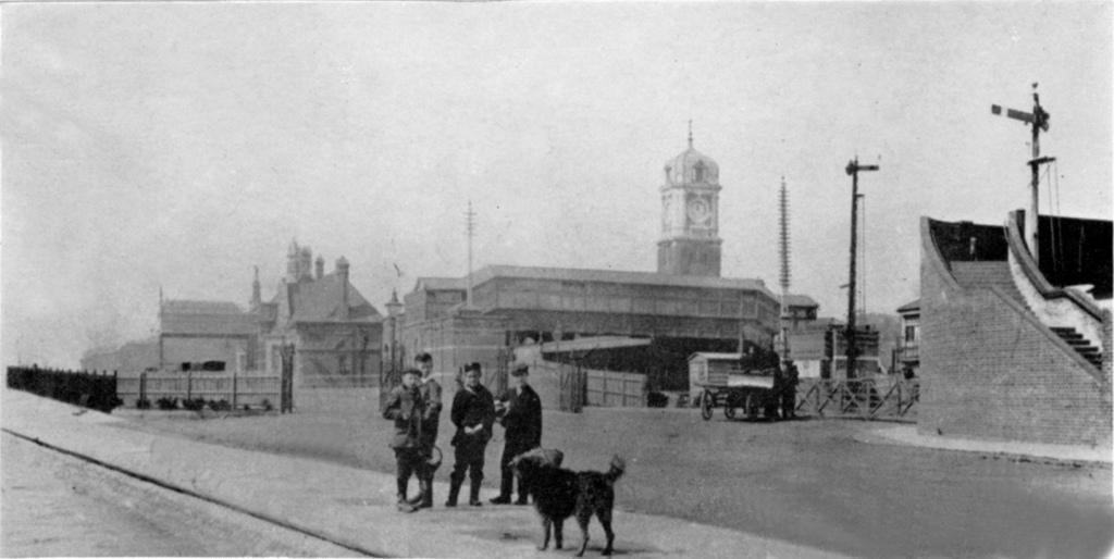 This image of Southampton Station south side taken from the water's edge is actually taken from a newspaper cutting, date unknown, but around the turn of the century. The steps and bridge crossing on the far right of the image are still in use today. Image: Bert Moody Collection. 
