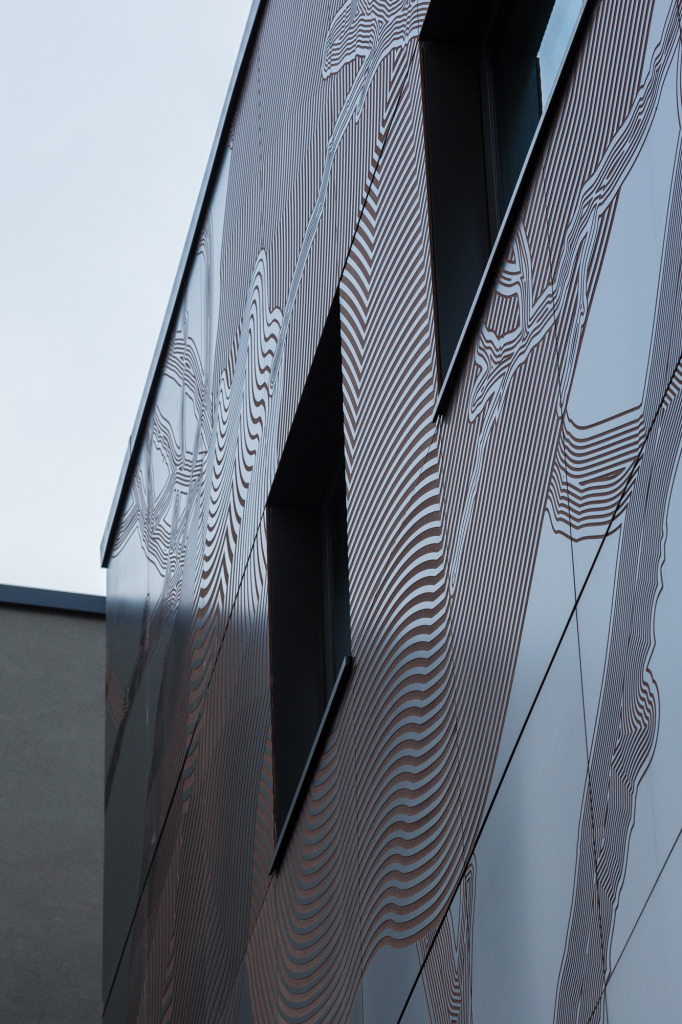 Heart of the Campus, Sheffield Hallam University Rockpanel facade artwork by Christopher Tipping. Image: Jason Newsome Photographer