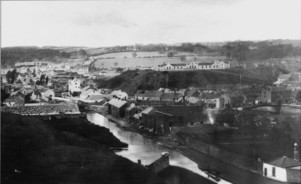 The Glamorganshire Canal and Parliament Lock, Merthyr Tydfil. Image: http://www.alangeorge.co.uk/