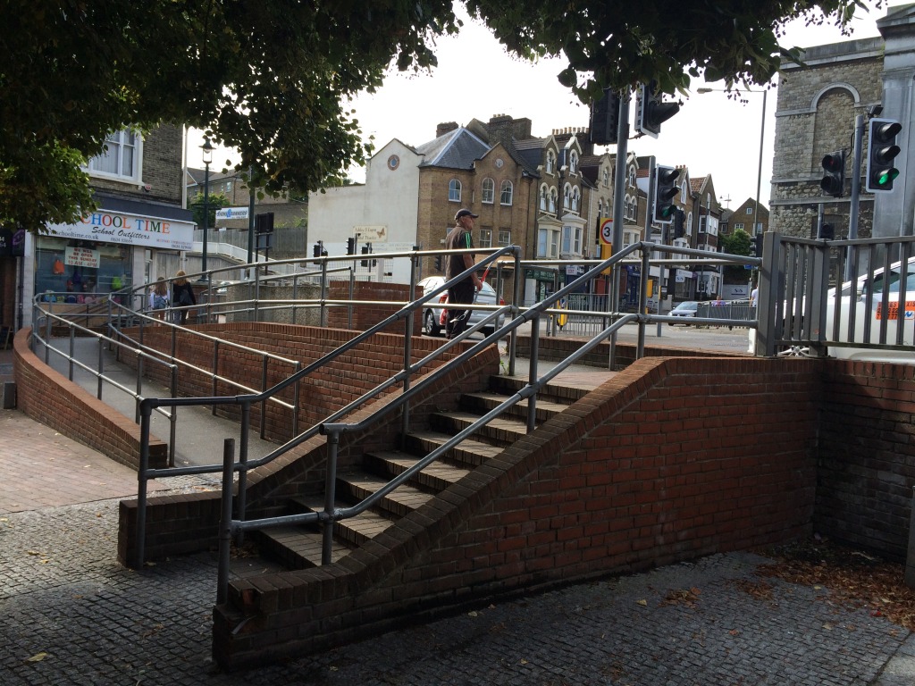 Railway Steet was split into two sections with Waterfront Way connecting to the A2. This created issues with pedestrian flow and connectivity. Image:Christopher Tipping