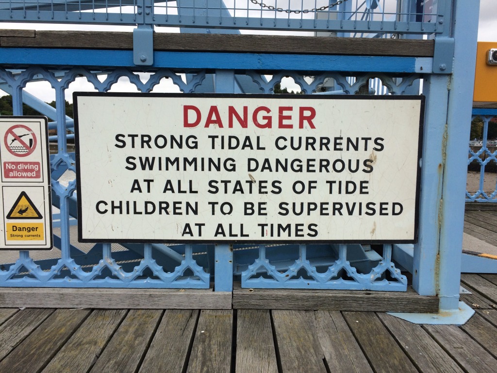 Sun Pier, Chatham with warning sign. Image:Christopher Tipping