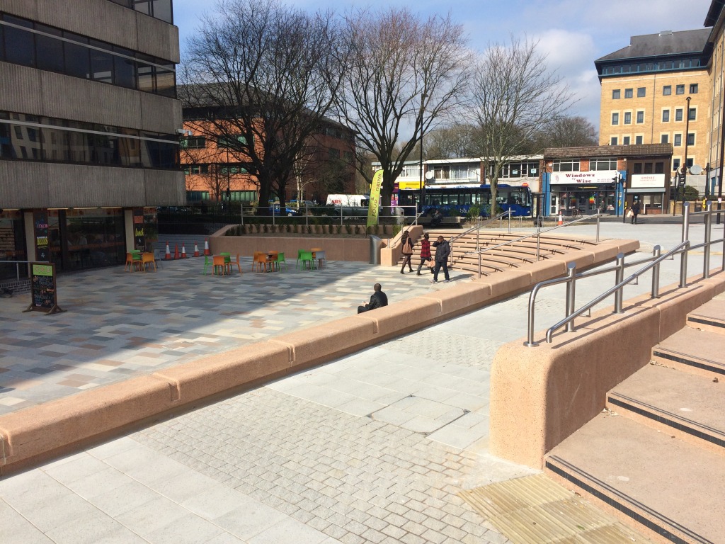 Bespoke Cast Concrete retaining wall and amphitheatre steps outside Frobisher House, Wyndham Place. Southampton Station Quarter North Project. Image by Project Artist Christopher Tipping